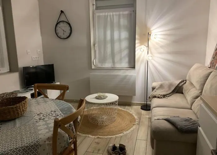 Holiday home Petite Maison Proche De Cambrai Iwuy