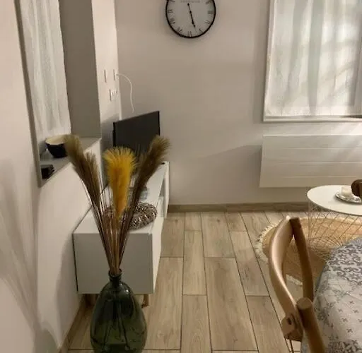 Petite Maison Proche De Cambrai Holiday home *